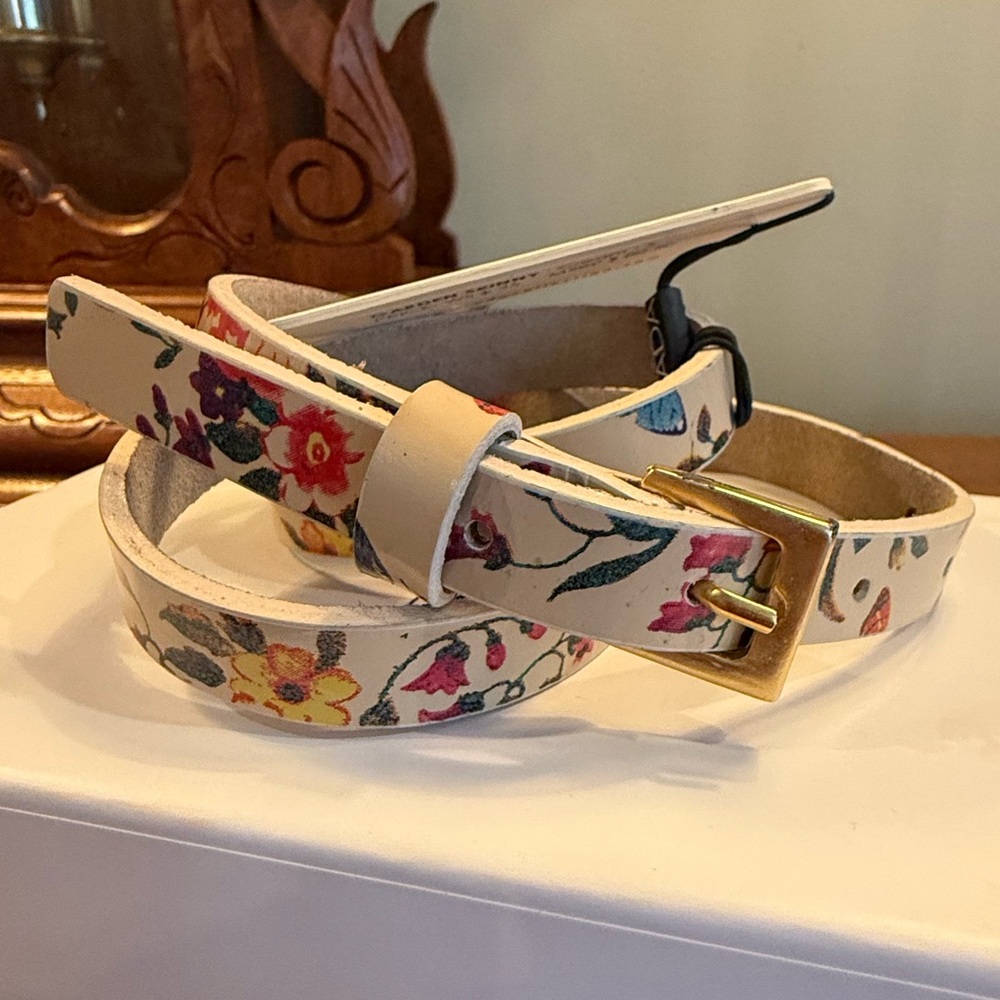 NWT ADA Cream leather floral belt Size Small MSRP $80 - Picture 8 of 9